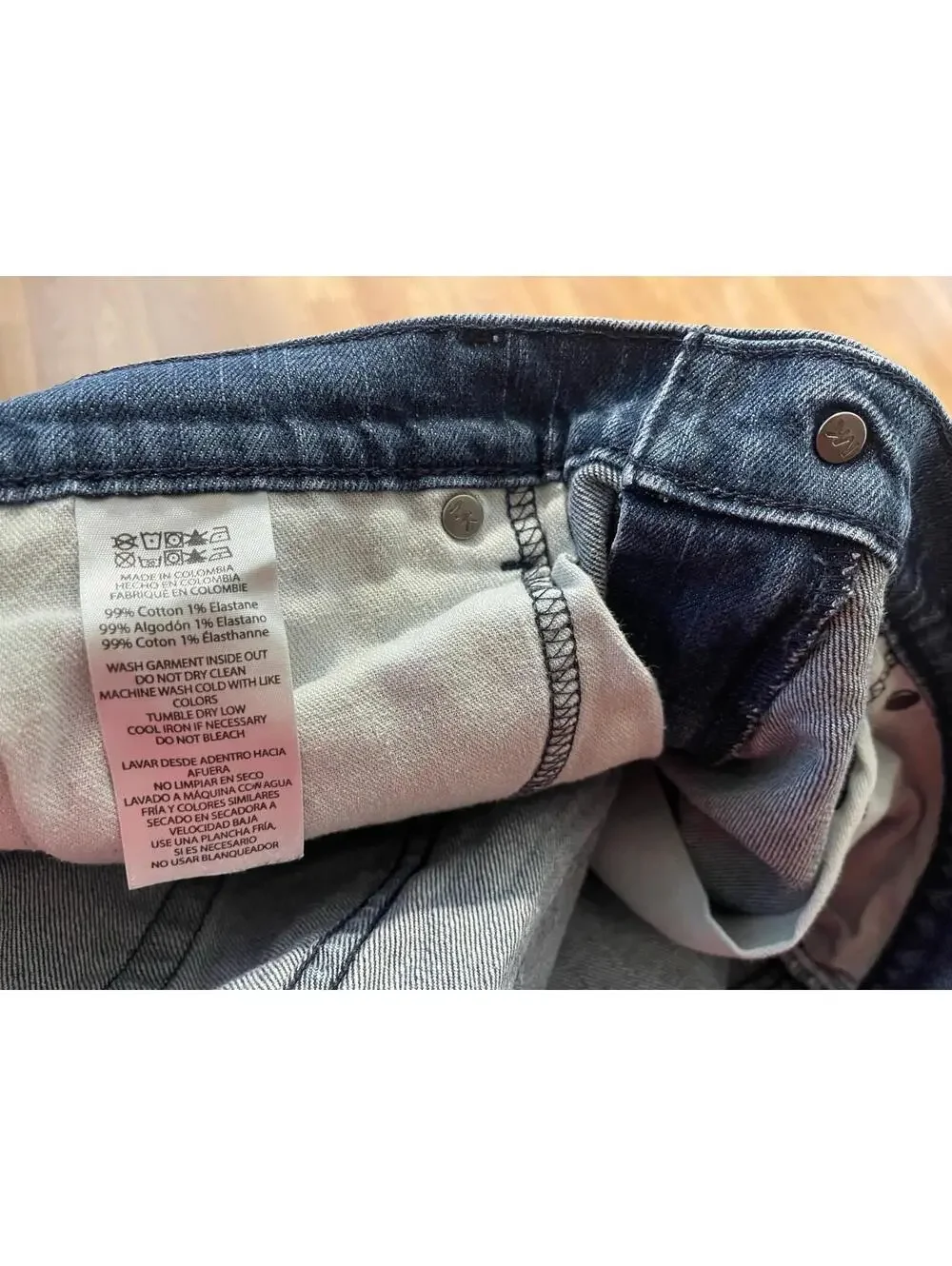 Michael Kors Tailored Fit Women's Size 32 X 32 Dark Wash Blue Denim Jeans